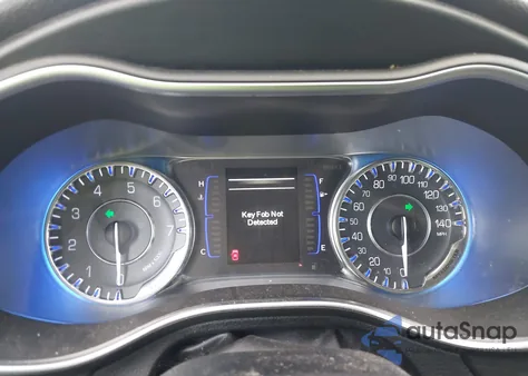 2015 Chrysler 200 Limited из США, поврежденный, VIN 1C3CCCAB1FN741862